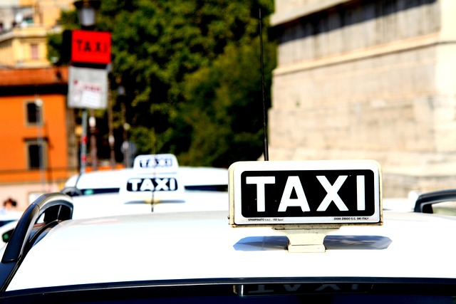 umrah taxi,car hire