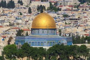 Umrah Planning: South Bank Insights, Travel Agency Tips & Visa Guide